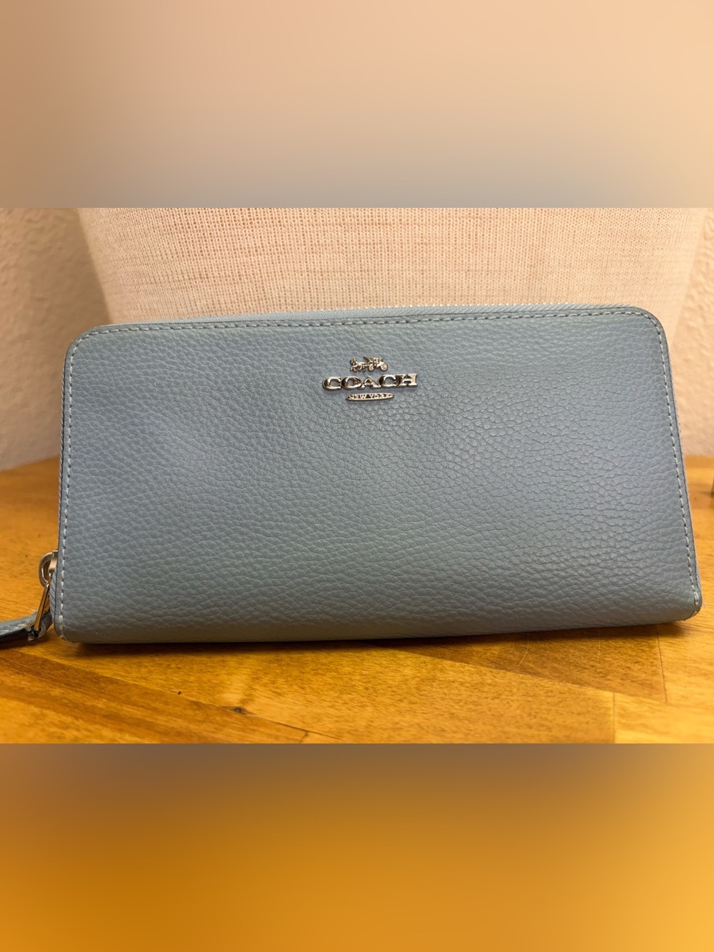 Coach Pebbled Leather Zip Around Wallet Blue Continental Accordion Organizer - Picture 3 of 8